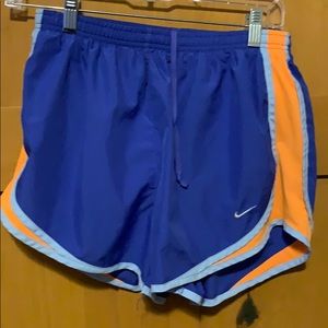 🔥Sale🔥 Medium blue and orange Nike running short